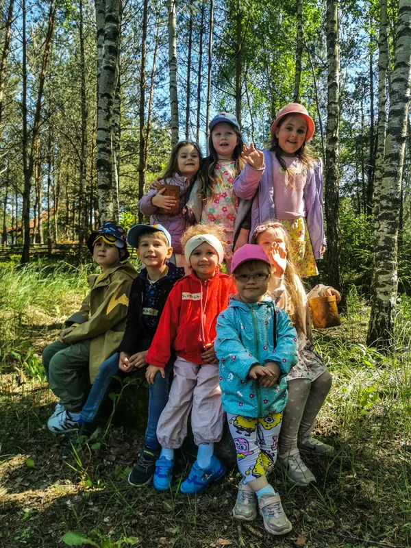 Ir mes visi kaip maža bitučių šeimyna!