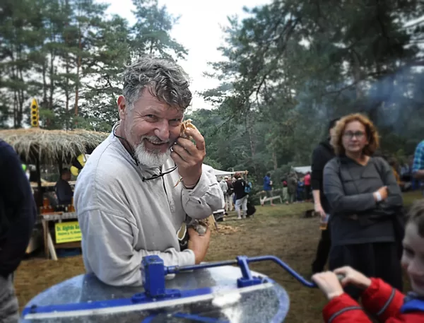 Algirdas Amšiejus įsigijęs mūsų skanėstų